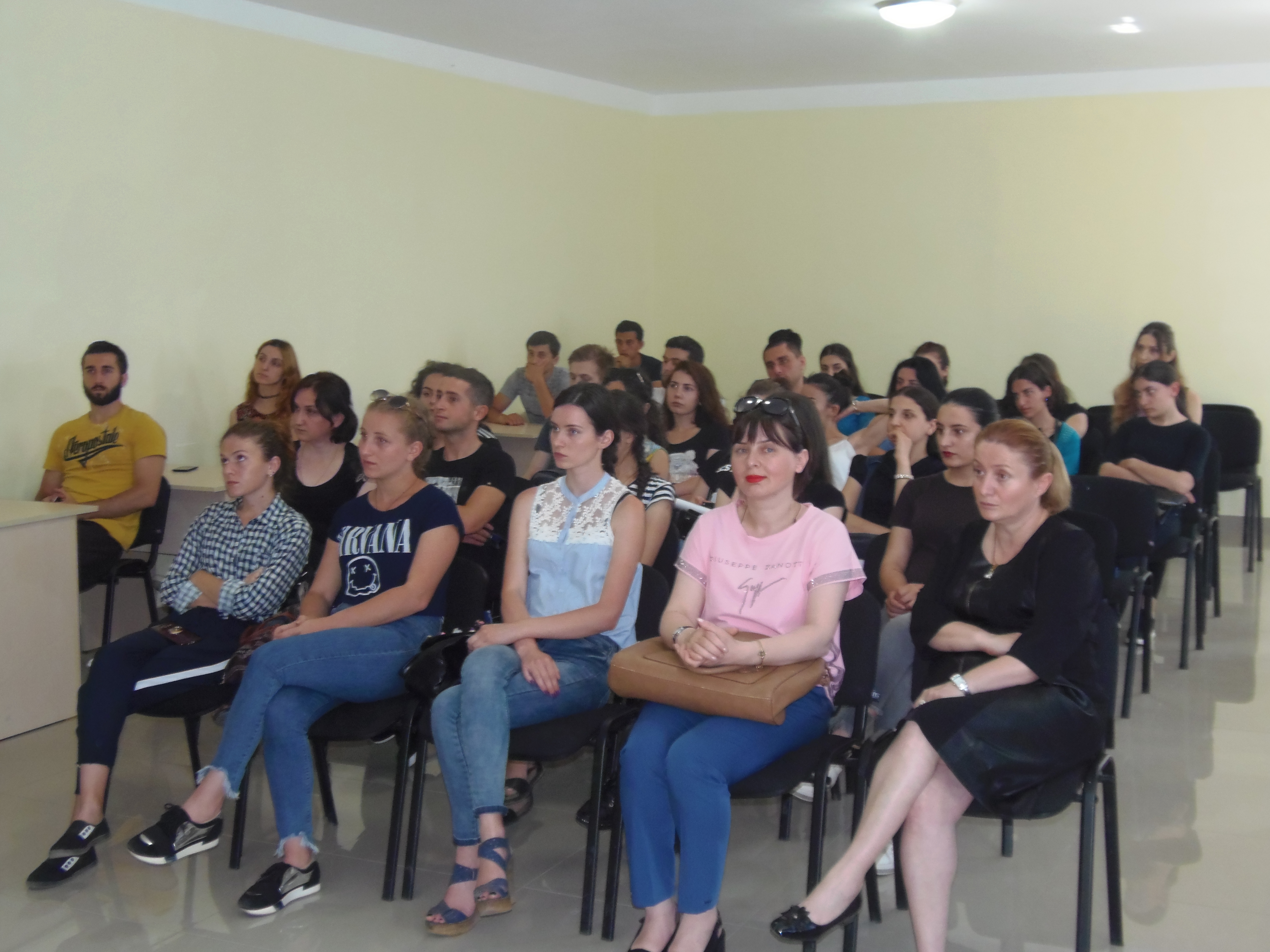 P5284234 - Copy.JPG